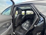 Jaguar E-Pace-9