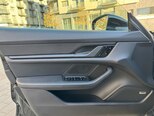 Porsche Taycan 4S-11