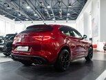 Alfa Romeo Stelvio-13