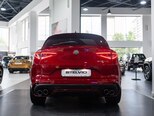 Alfa Romeo Stelvio-14