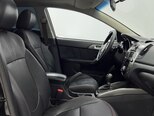Kia Cerato-10