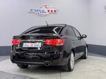 Kia Cerato-7