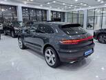 Porsche Macan-6