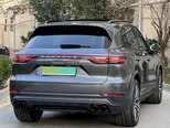 Porsche Cayenne-5