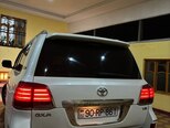 Toyota Land Cruiser-5