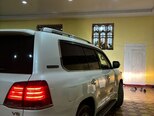 Toyota Land Cruiser-4