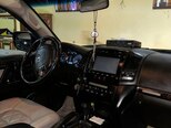 Toyota Land Cruiser-9