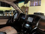 Toyota Land Cruiser-16