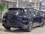 Porsche Cayenne-10