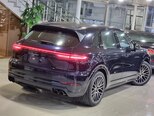 Porsche Cayenne-8