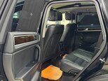Volkswagen Touareg-8