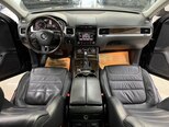 Volkswagen Touareg-11