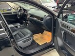Volkswagen Touareg-10
