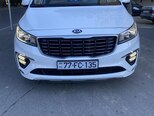Kia Carnival-1