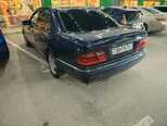 Mercedes E 220 d-6