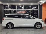 Kia Carnival-3