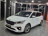 Kia Carnival-1