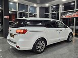Kia Carnival-7