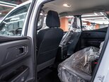 Mitsubishi L200-12