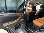 Lexus LX 570-16