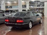 Mercedes E 240-23