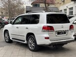 Lexus LX 570-14