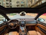 Porsche Cayenne-4