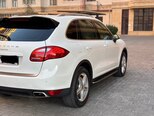 Porsche Cayenne-2