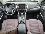 Mitsubishi Pajero Sport-14