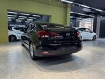 Hyundai Elantra-8