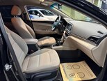 Hyundai Elantra-14