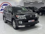 Toyota Land Cruiser-12