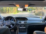 Mercedes E 220-11