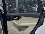 Audi Q7-16