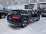 Audi Q7-5
