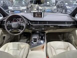 Audi Q7-8