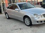 Mercedes E 280-11