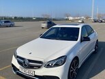 Mercedes E 220 d-4