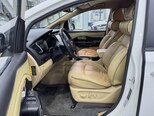 Kia Carnival-10