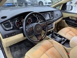 Kia Carnival-8