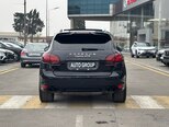 Porsche Cayenne GTS-4