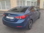 Hyundai Elantra-4