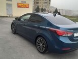 Hyundai Elantra-3