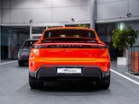 Porsche Macan-5