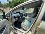 Toyota Prius-8