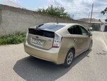 Toyota Prius-11