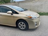 Toyota Prius-12
