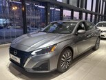 Nissan Altima-1