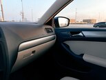 Volkswagen Jetta-11