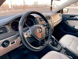 Volkswagen Jetta-6